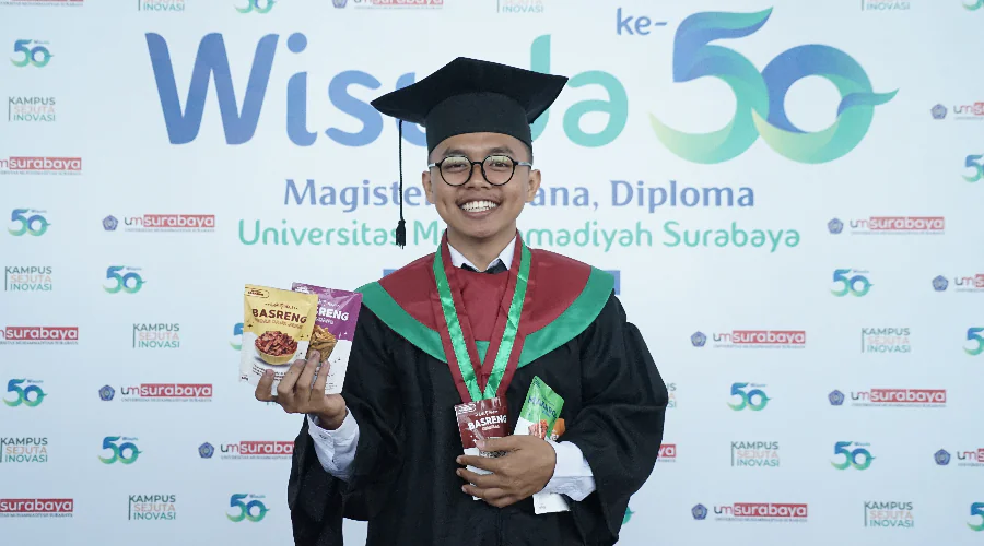 Abdullah Faqih, Wisudawan yang Sukses dengan Usaha Basreng