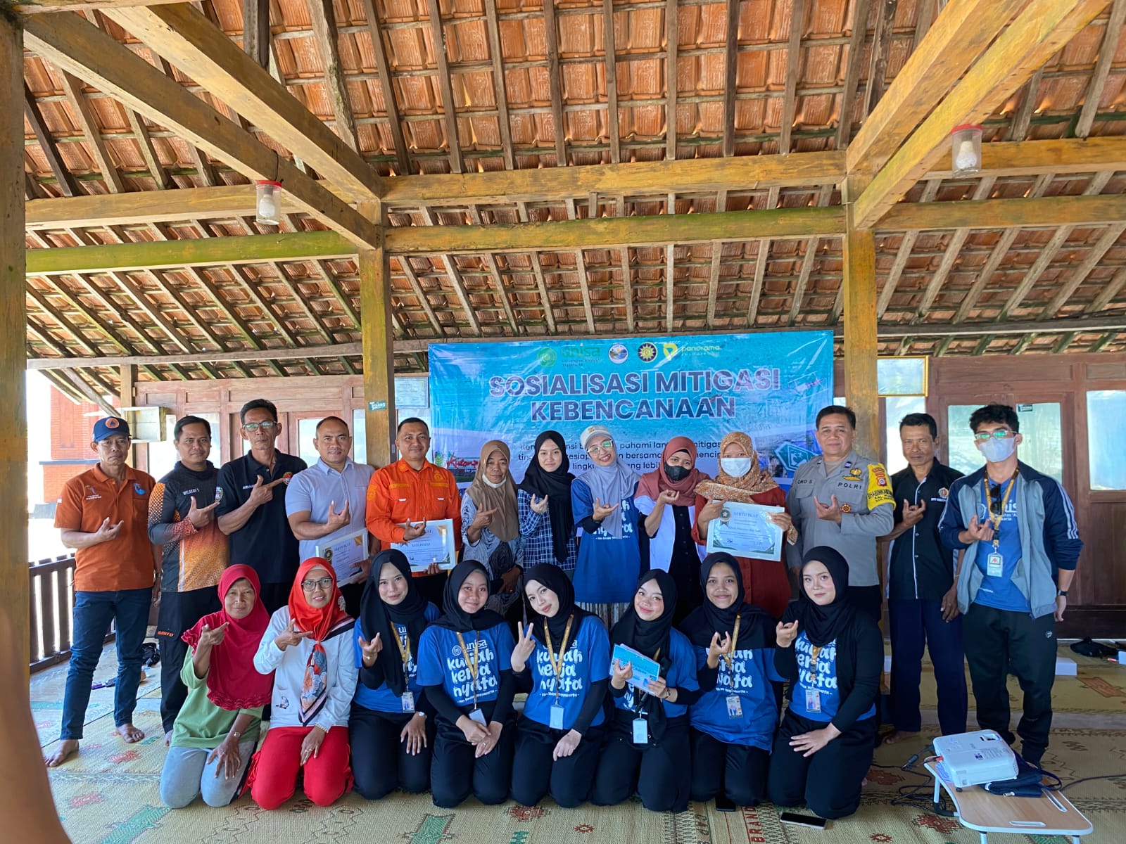 Cegah Laka Laut, Mahasiswa Gandeng Satlinmas Rescue