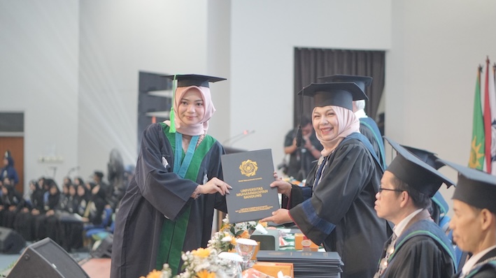 684 Wisudawan UM Bandung Diminta Tak Hanya Andalkan Kompetensi Akademik