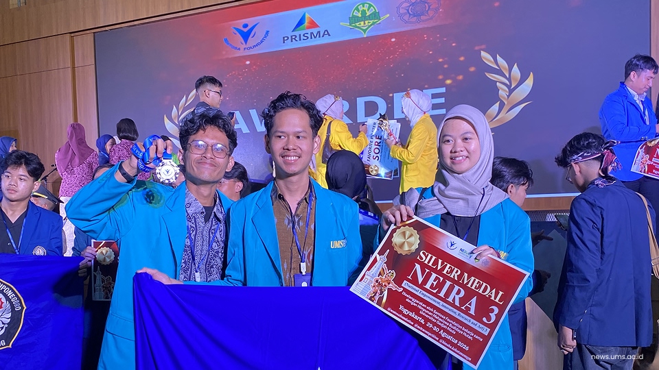 Cegah Greenwashing dengan AI dan Blockchain, Inovasi Tim UMS Raih Silver Medal di NEIRA 3